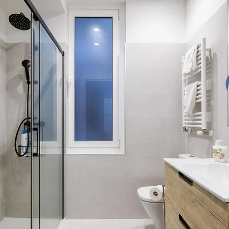 Apartmán Nuevo Lujo Centro De + Wifi . Parking *