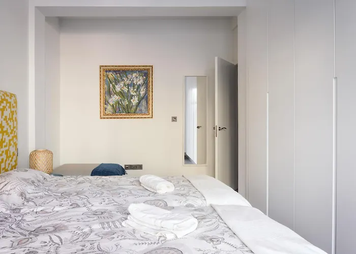 Nuevo Lujo Centro De + Wifi . Parking Appartement *